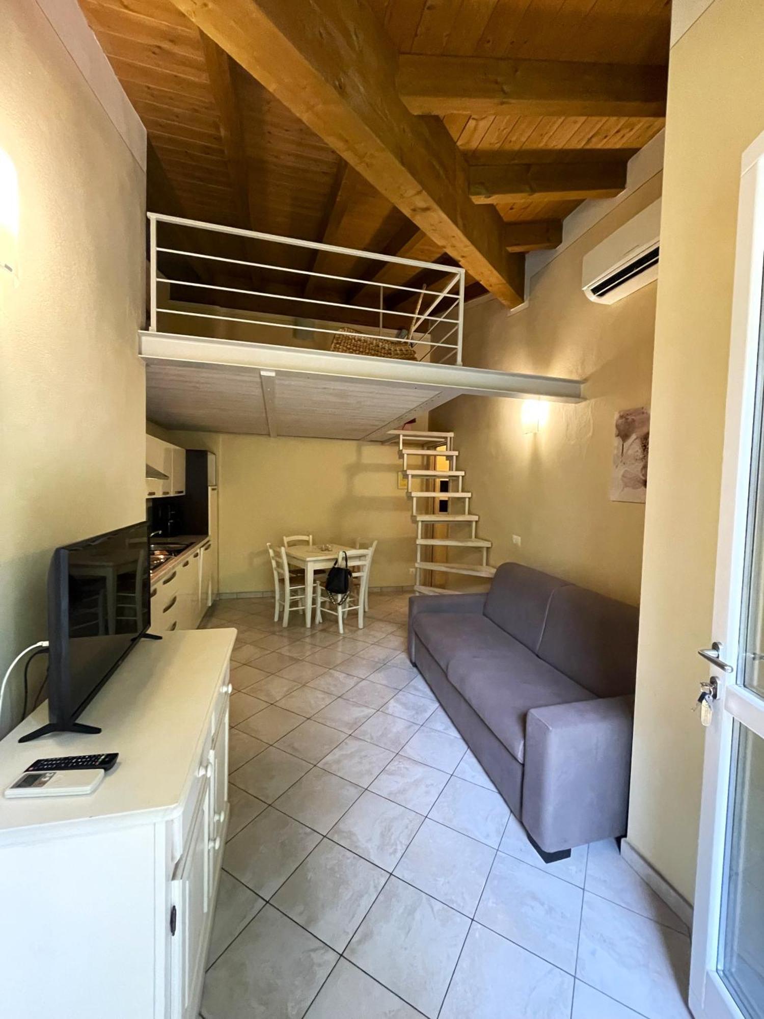 Appartamenti Il Ruscello Manerba del Garda Buitenkant foto